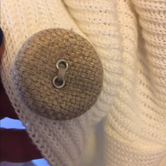 SOLD Brunello Cucinelli white ribbed sweater - Picture 6 of 8